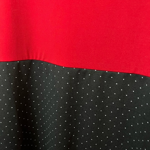 Lightweight Color Block Dress - Picture 4 of 7